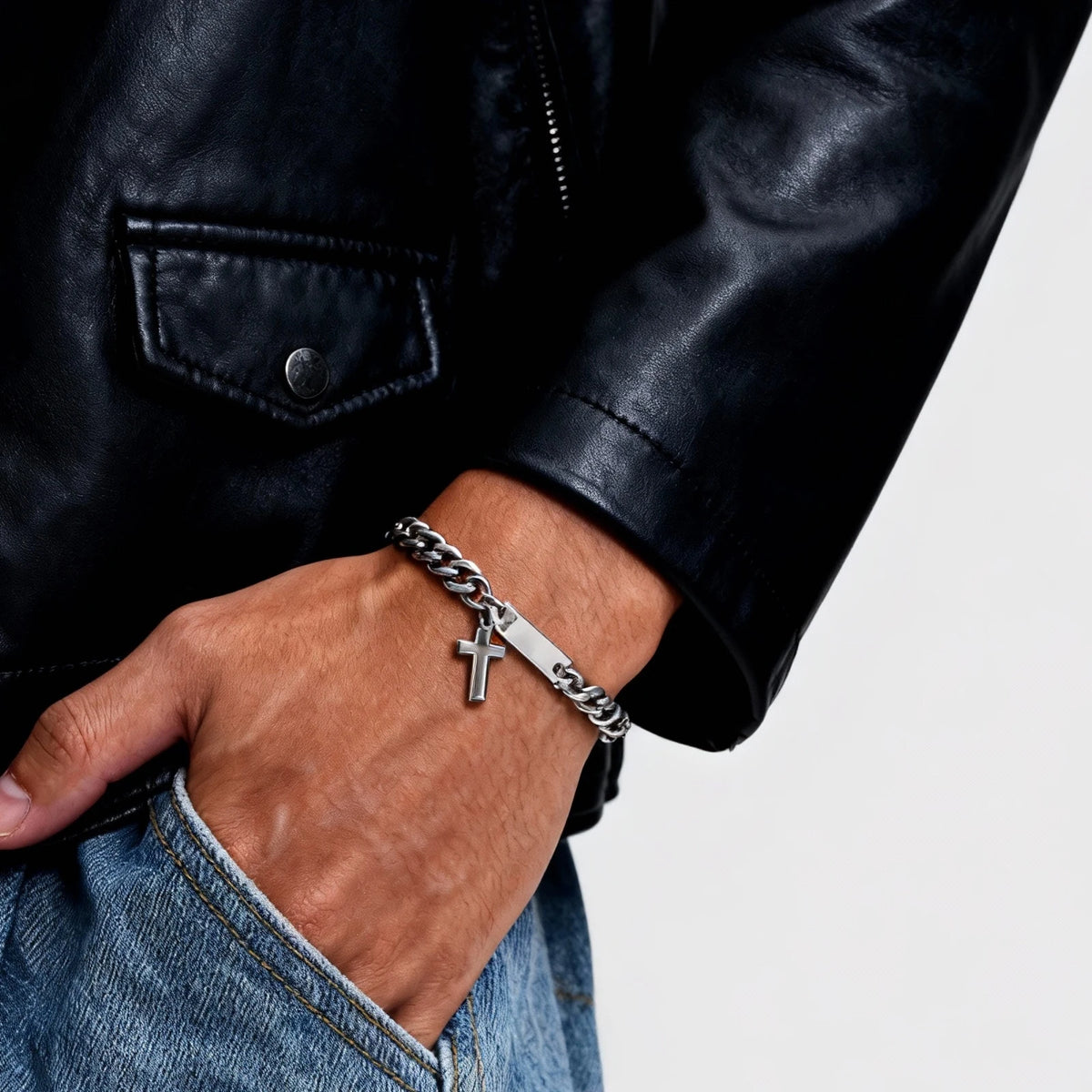 PENDRA Cross Cuban Bracelet Bracelet