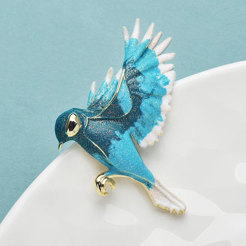 PENDRA Lovely Hummingbird Brooch