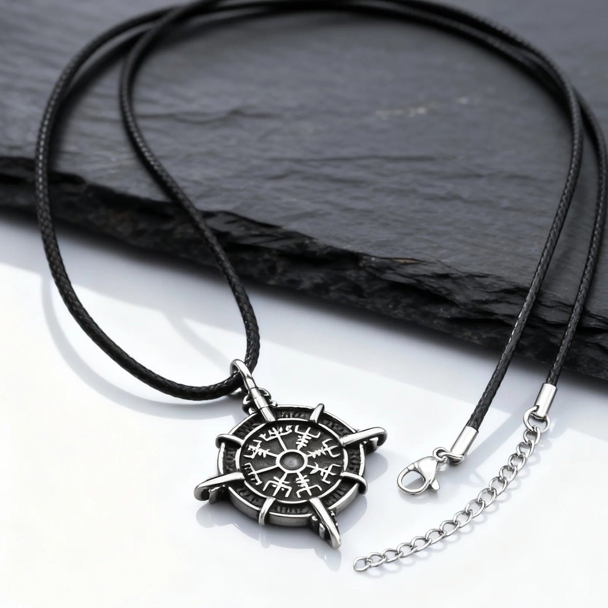 Retro Viking Rune Compass Necklace for Men Boys,Gun black Stainless Steel Talisman Collars,Stylish Punk Jewelry Gift