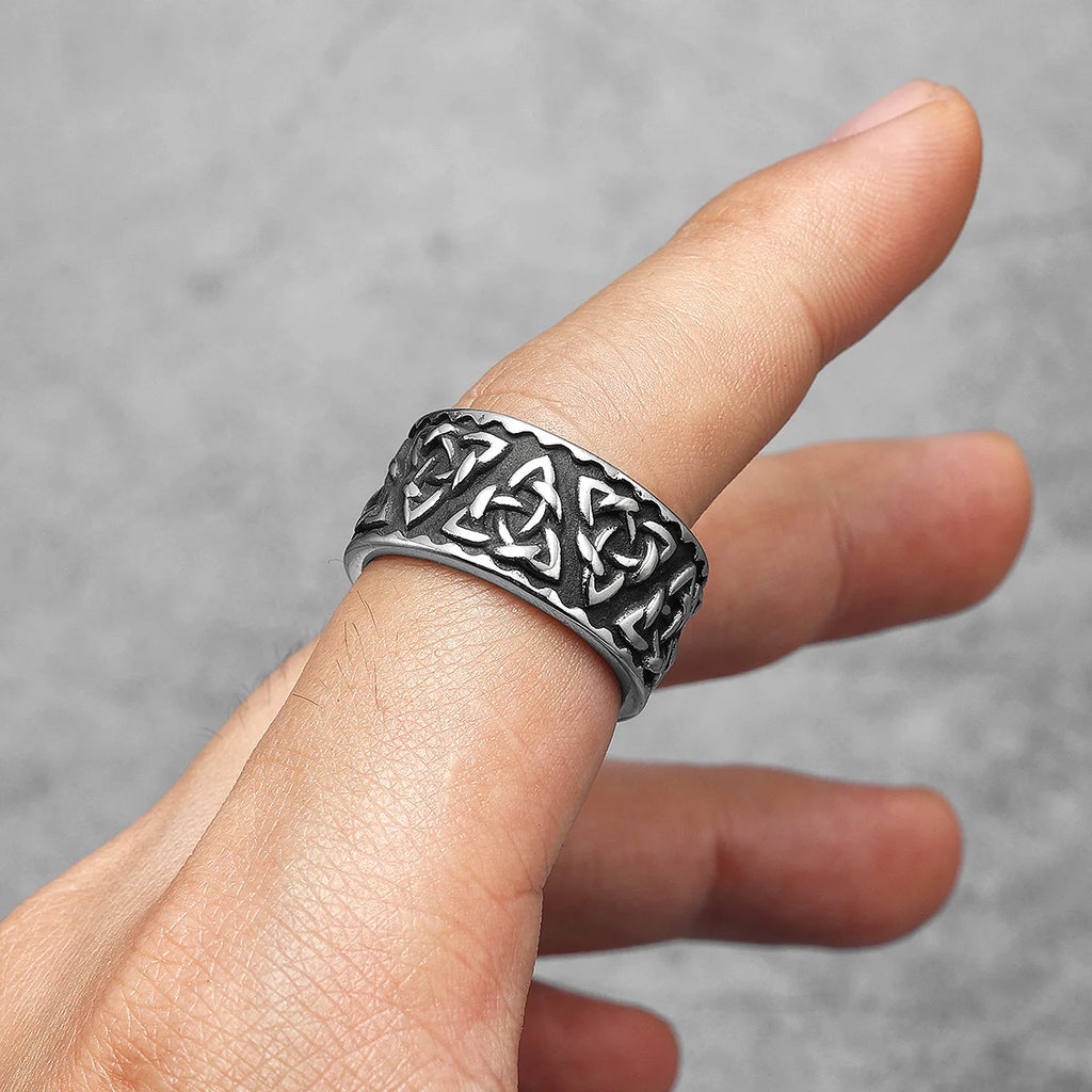 PENDRA Nordic Celtic Knot Steel Ring