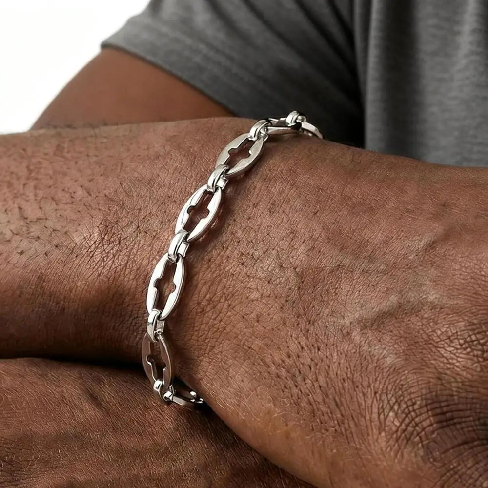 PENDRA Cross Hollow Bracelet