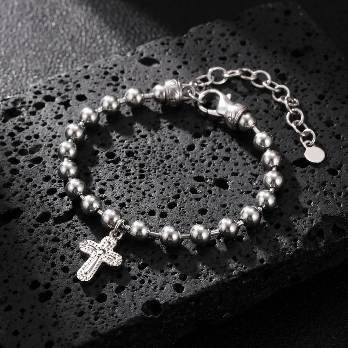 PENDRA Cross Beaded Bracelet