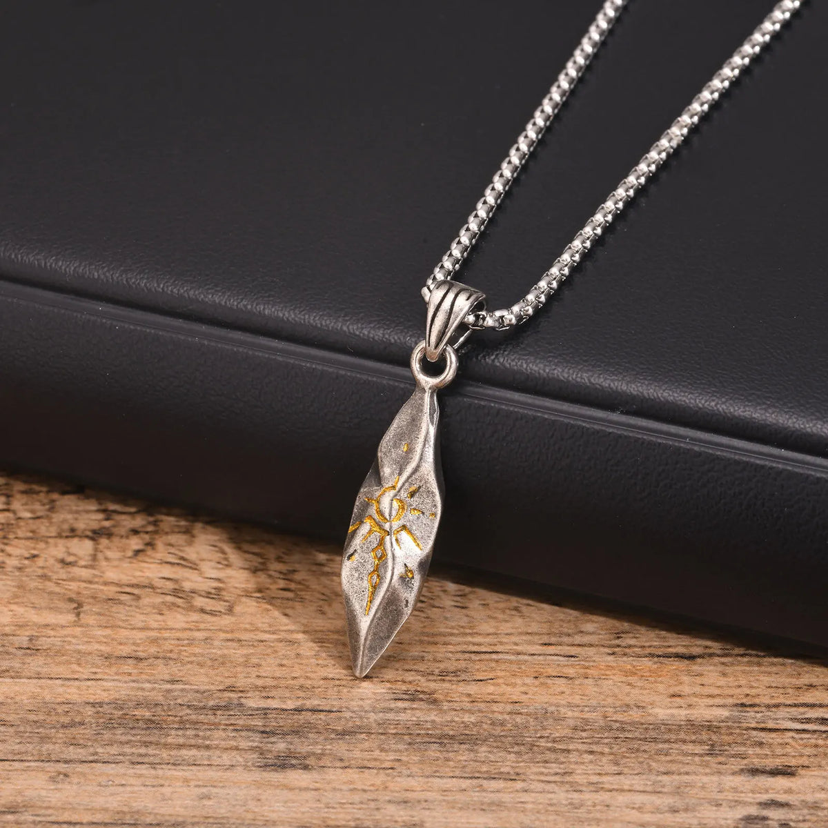 Punk Wishing Stone Necklaces for Men Boys,Trendy Sun Pattern Lion Head Pendant Necklaces,Birthday Anniversary Gift