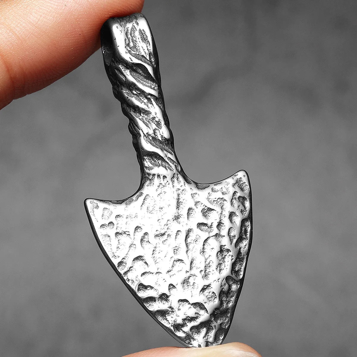 PENDRA Rune Spearhead Odin Steel Necklace