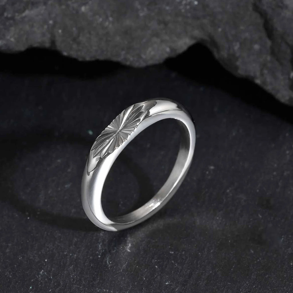 PENDRA Minimalist Embossing Radiation Steel Ring