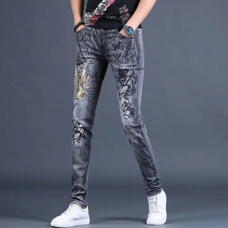 Spring and Autumn 2025 New Men's Jeans Gray Trendy Tiger Head Hot Diamond Printing Slim-fit Small Feet Trousers Men's Clothing