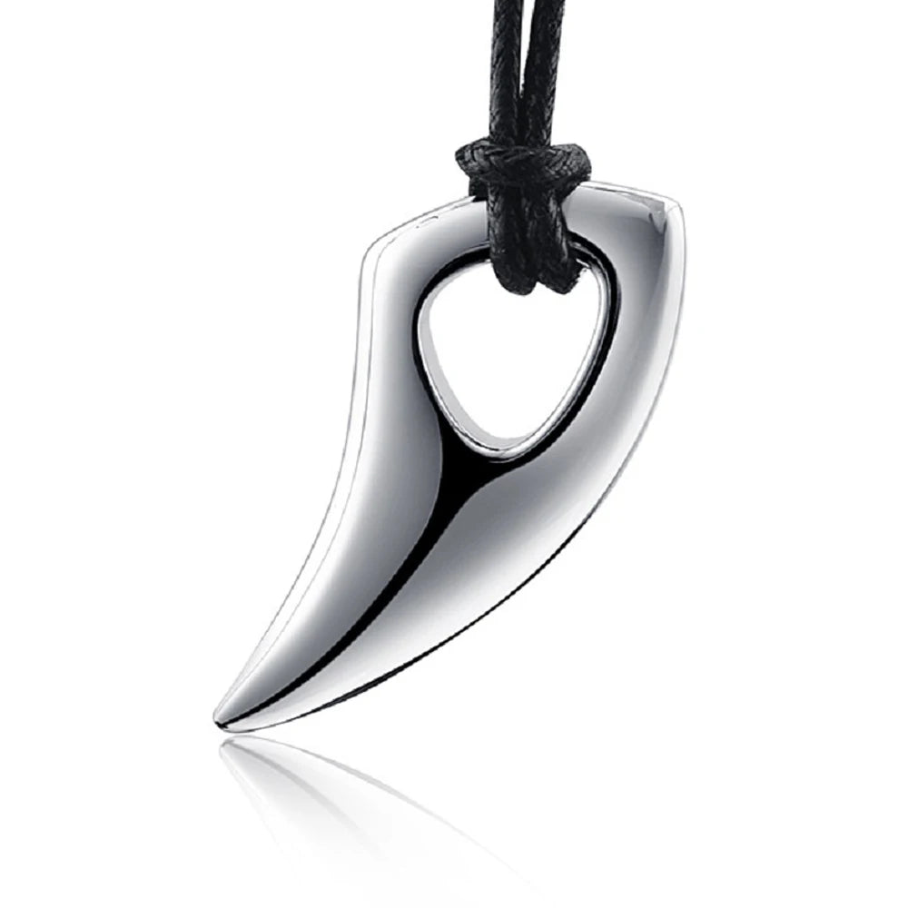 PENDRA Wolfthorn Leather Rope Wolf Tooth Pendant