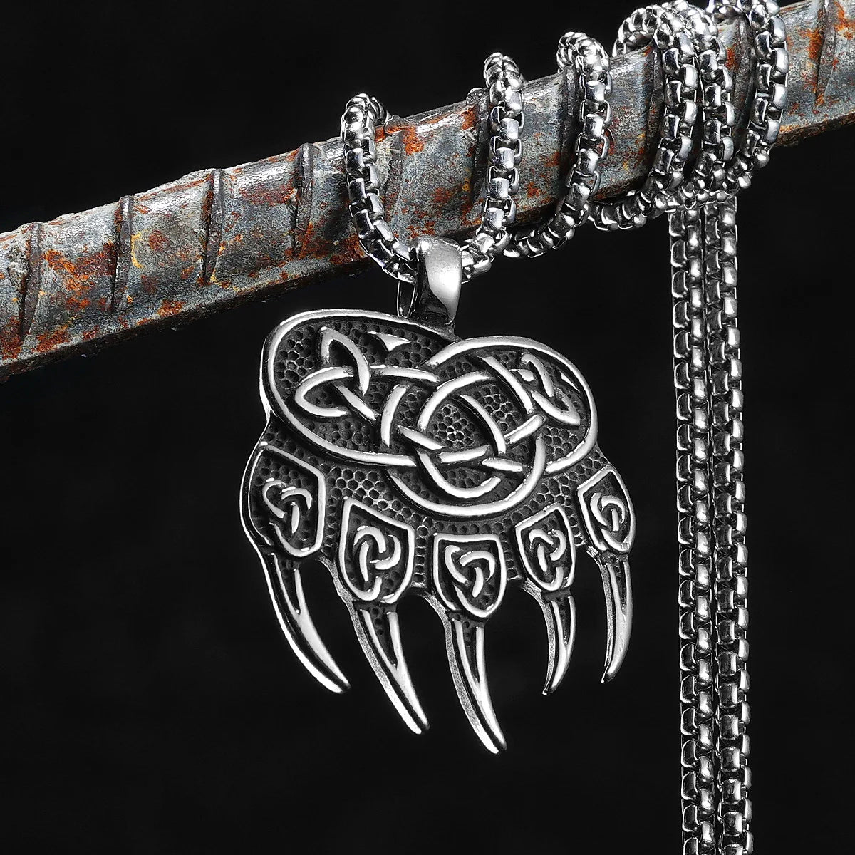 PENDRA Yoridric Viking Rune Necklace
