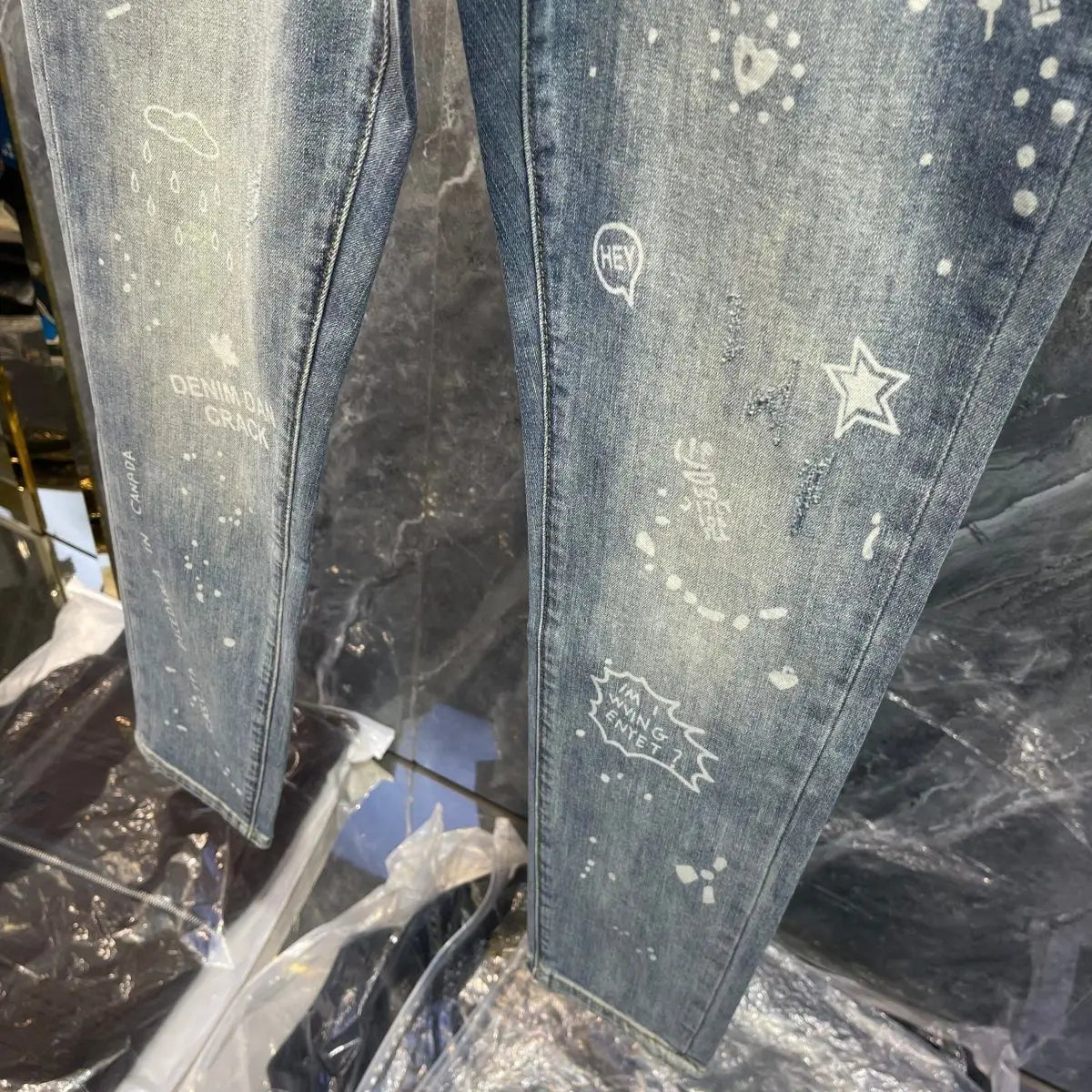 PENDRA Washed Boyfriend Slim Jeans