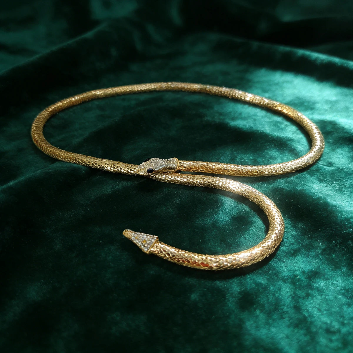 Snake Collar Necklace Rhinestone Flexible Twisty Multi-Purpose Necklace Bracelets Punk Gothic Chain Belt Jewelry for Women Gift
