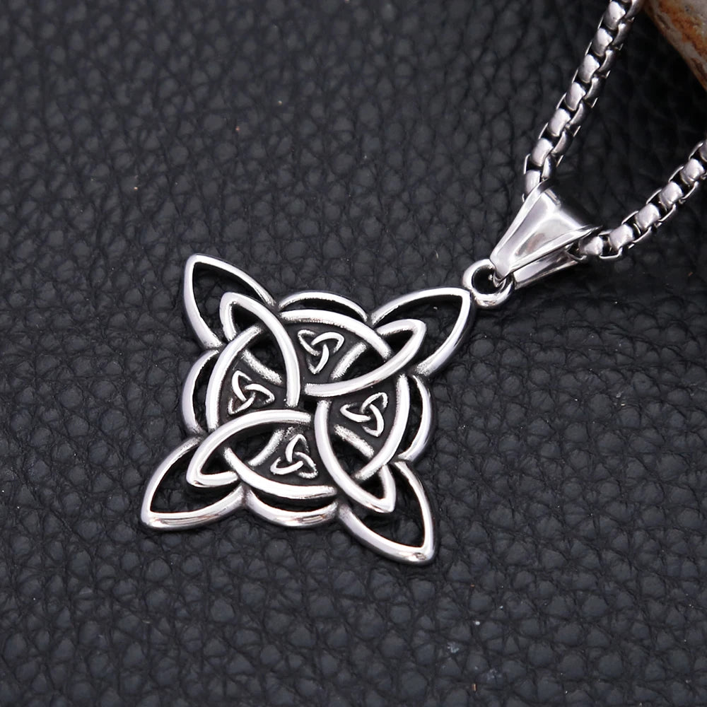 PENDRA Witchknot Viking Knot Pendant