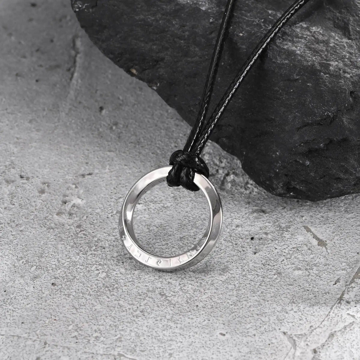 PENDRA Mobius Black Pendant Necklace