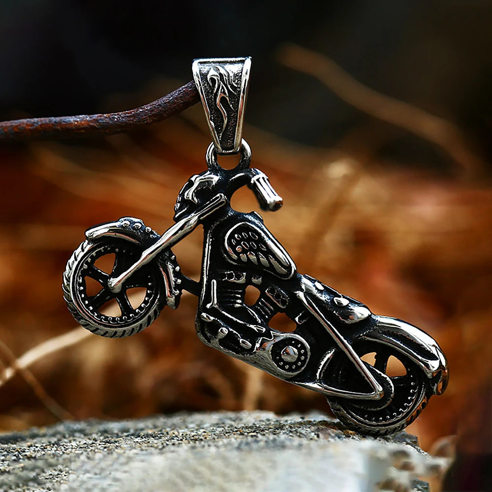 PENDRA Soulrider Motorcyclist Chariot Pendant
