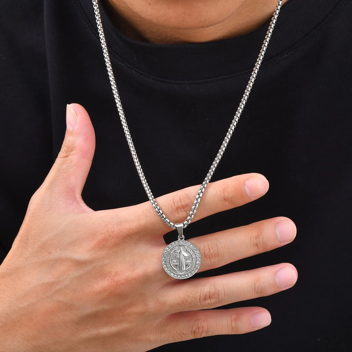 PENDRA ZellaCove Crystal Necklaces