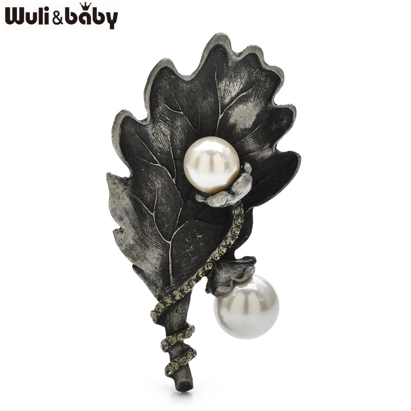 PENDRA Folia Vintage Pearl Leaf Brooch