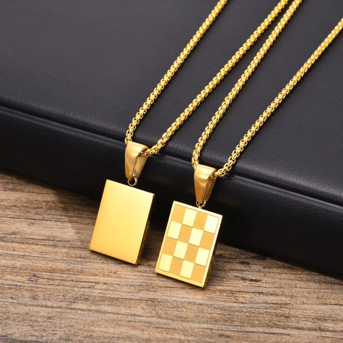 PENDRA Square Checkerboard Pendant Necklace