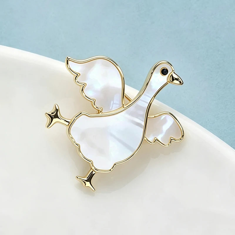 Wuli&baby Lovely White Goose Brooches Pins For Women Unisex Cute Animal Party Casual Brooch Pins Fashion Jewelry Gifts