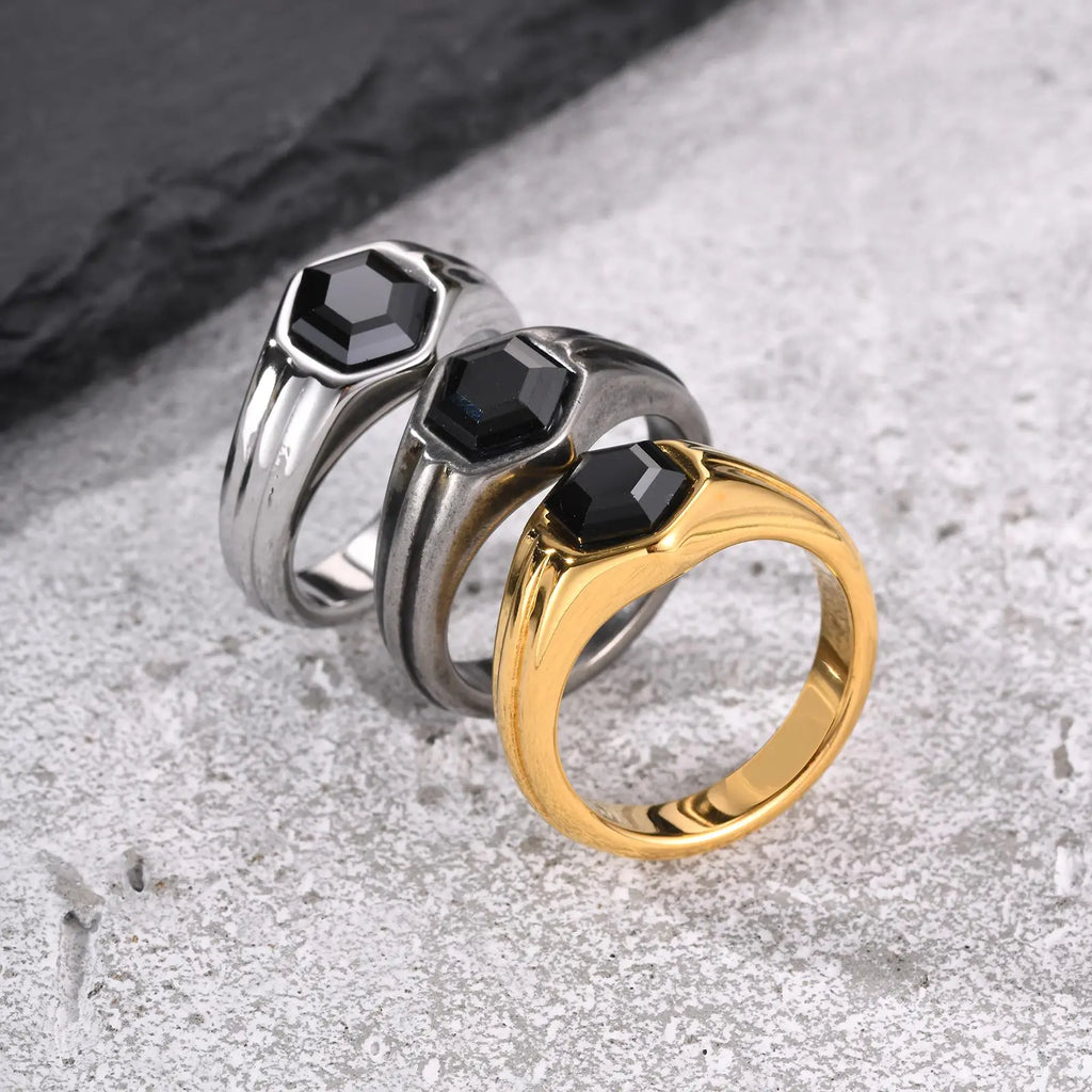 PENDRA Neriessa Zircon Stone Ring