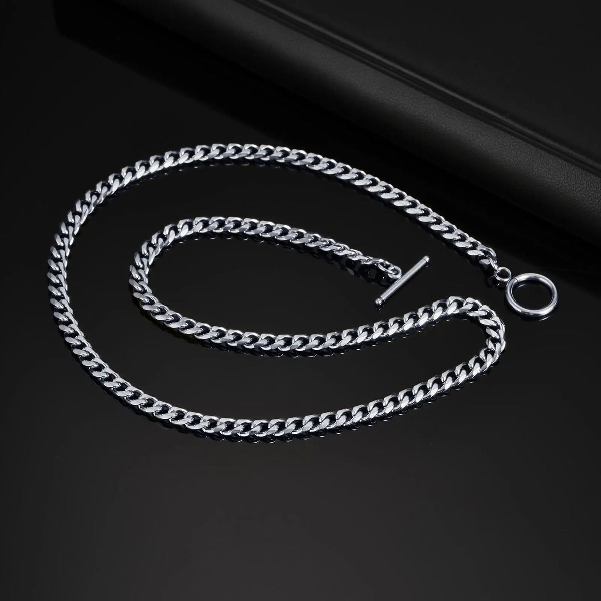 PENDRA Cuban Curb Miami Chain Necklace