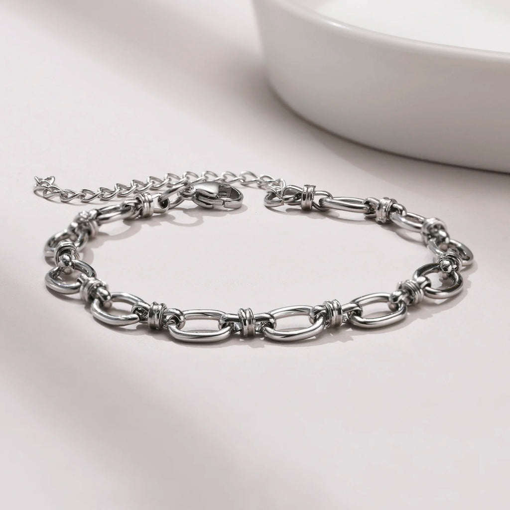 PENDRA Cross Bracelet