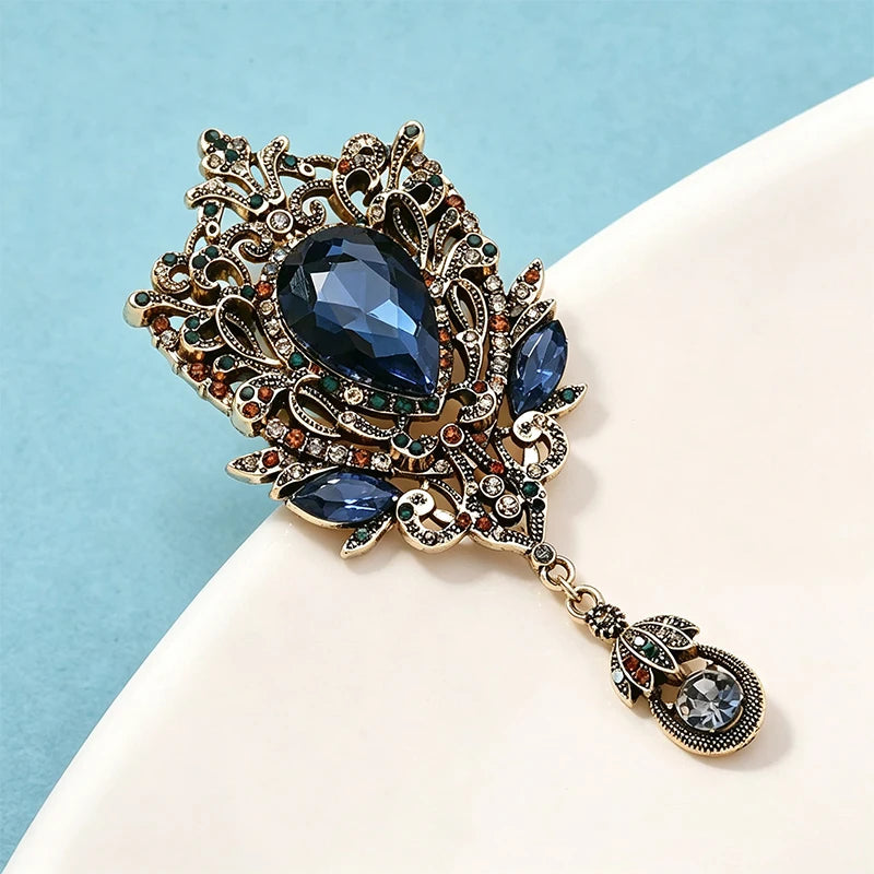 PENDRA Versailles Vintage Rhinestone Flower Brooch