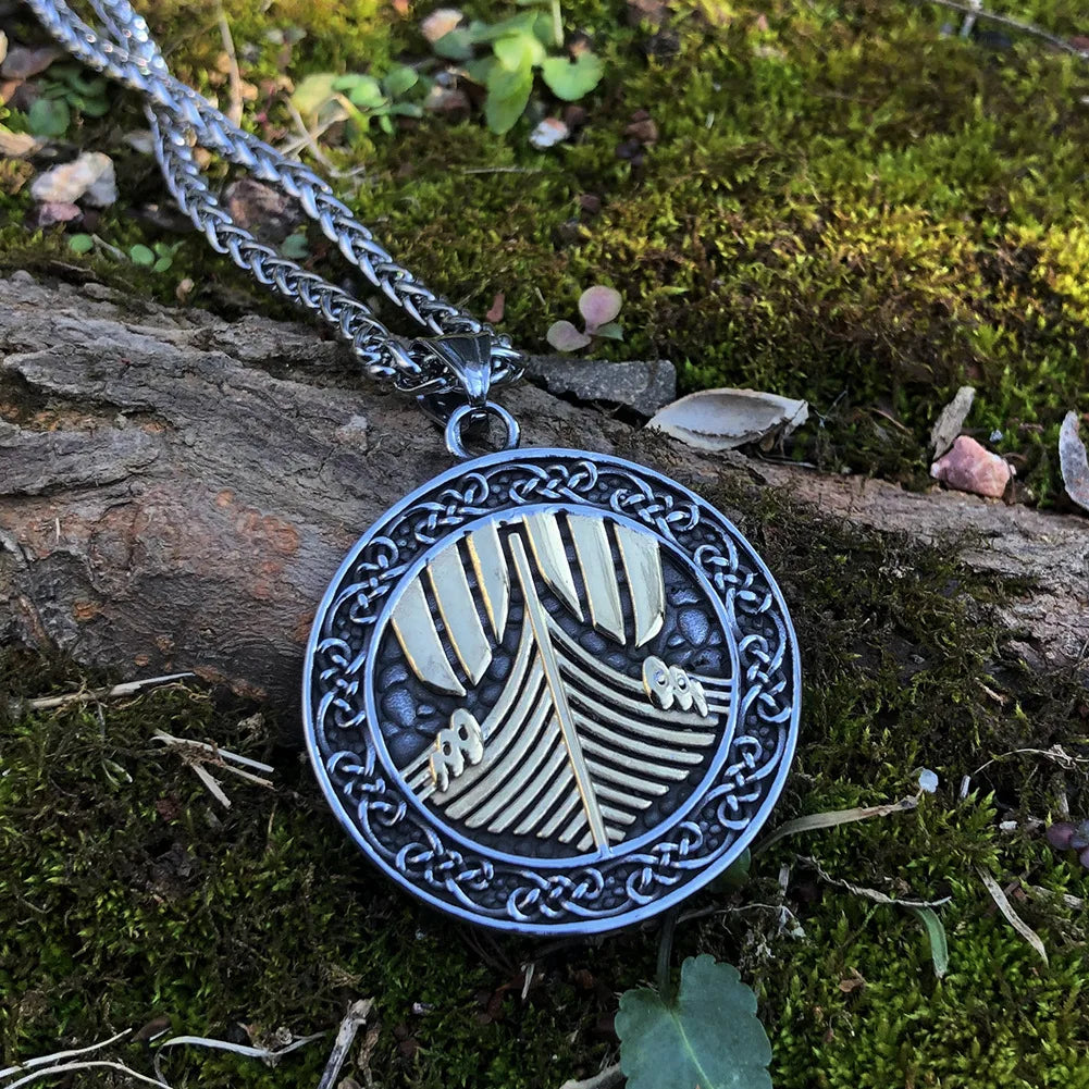 PENDRA Celtic Knot Rune Viking Necklace