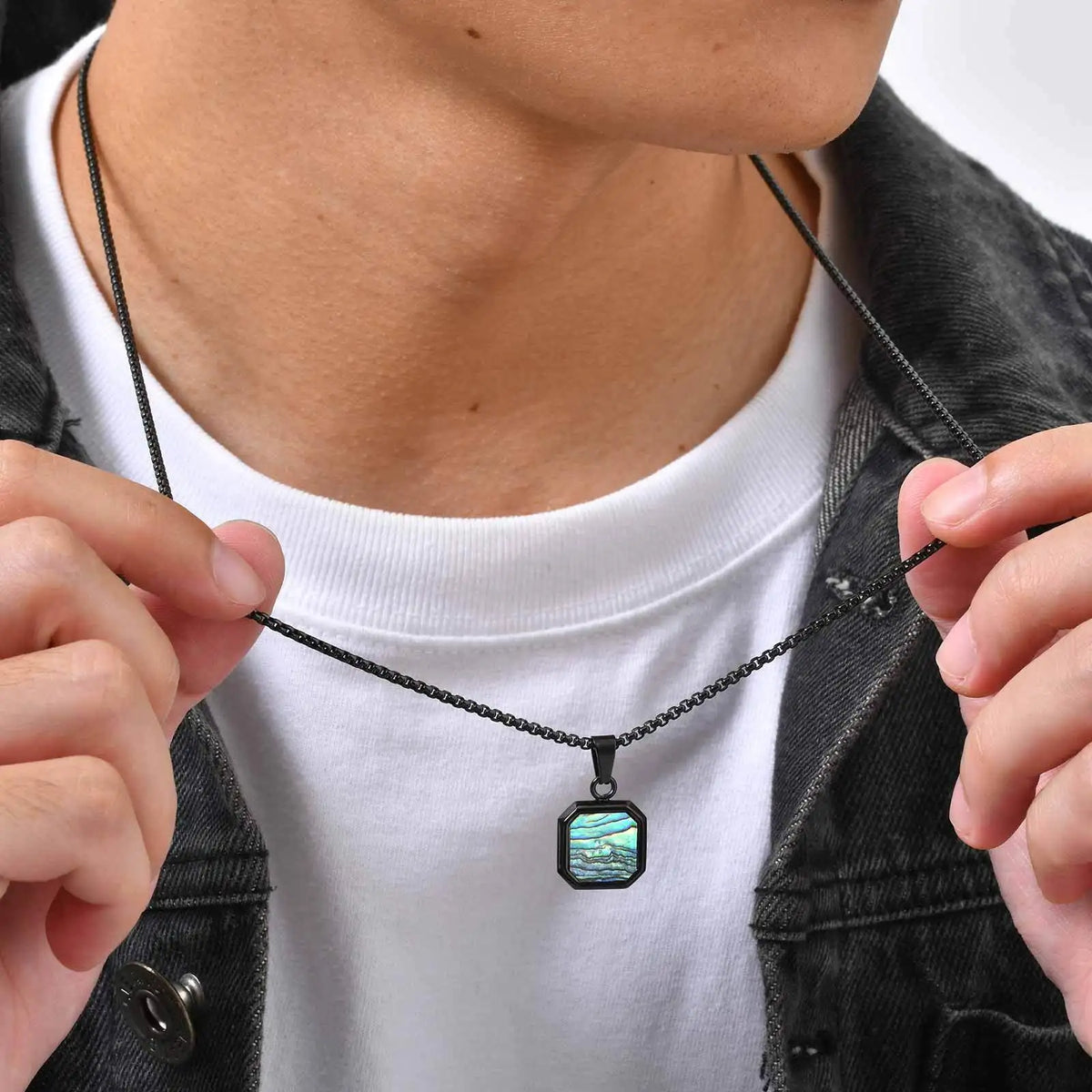 PENDRA Square Abalone Necklace