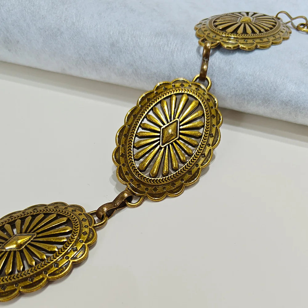 Vintage Oval Craved Metal Waist Chain for Women Retro Style Exquisite Gold Color Plated Belt Chains Fashion Body Jewelry Gifts