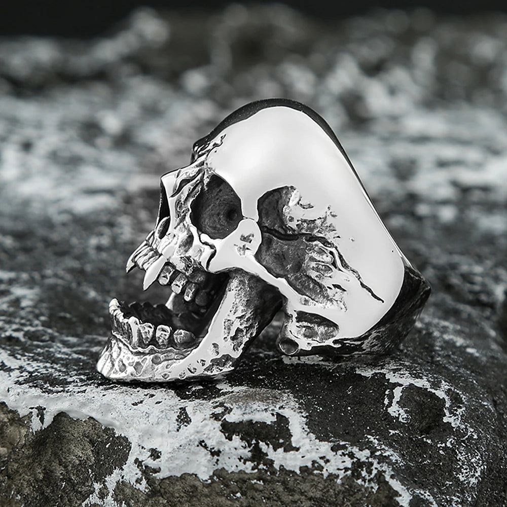 PENDRA Vampireskull High Polish Gothic Ring