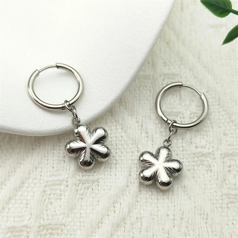 Stainless Steel Y2K Plum Blossom Hoop Earrings for Women Silver Color Aesthetics Flower Hip Hop Earring Jewelry EZZZ796-3S06