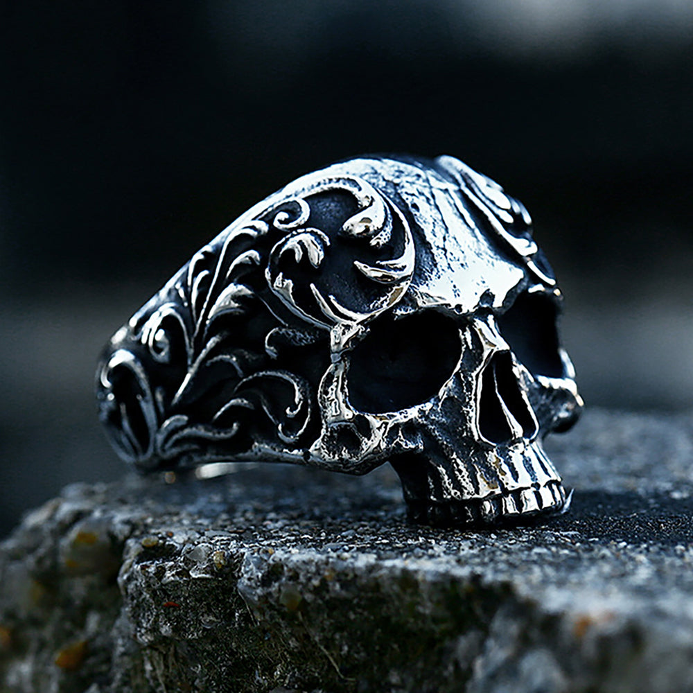 PENDRA Skullcarve Gothic Carved Skull Ring