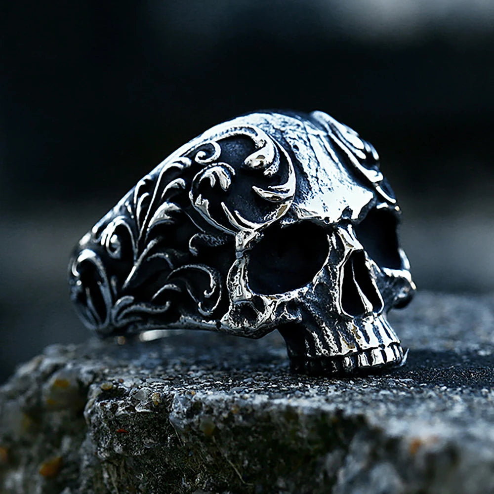 PENDRA Skullcarve Gothic Carved Skull Ring