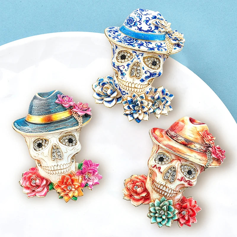 PENDRA Retro Wear Flowers Hat Skull Brooch
