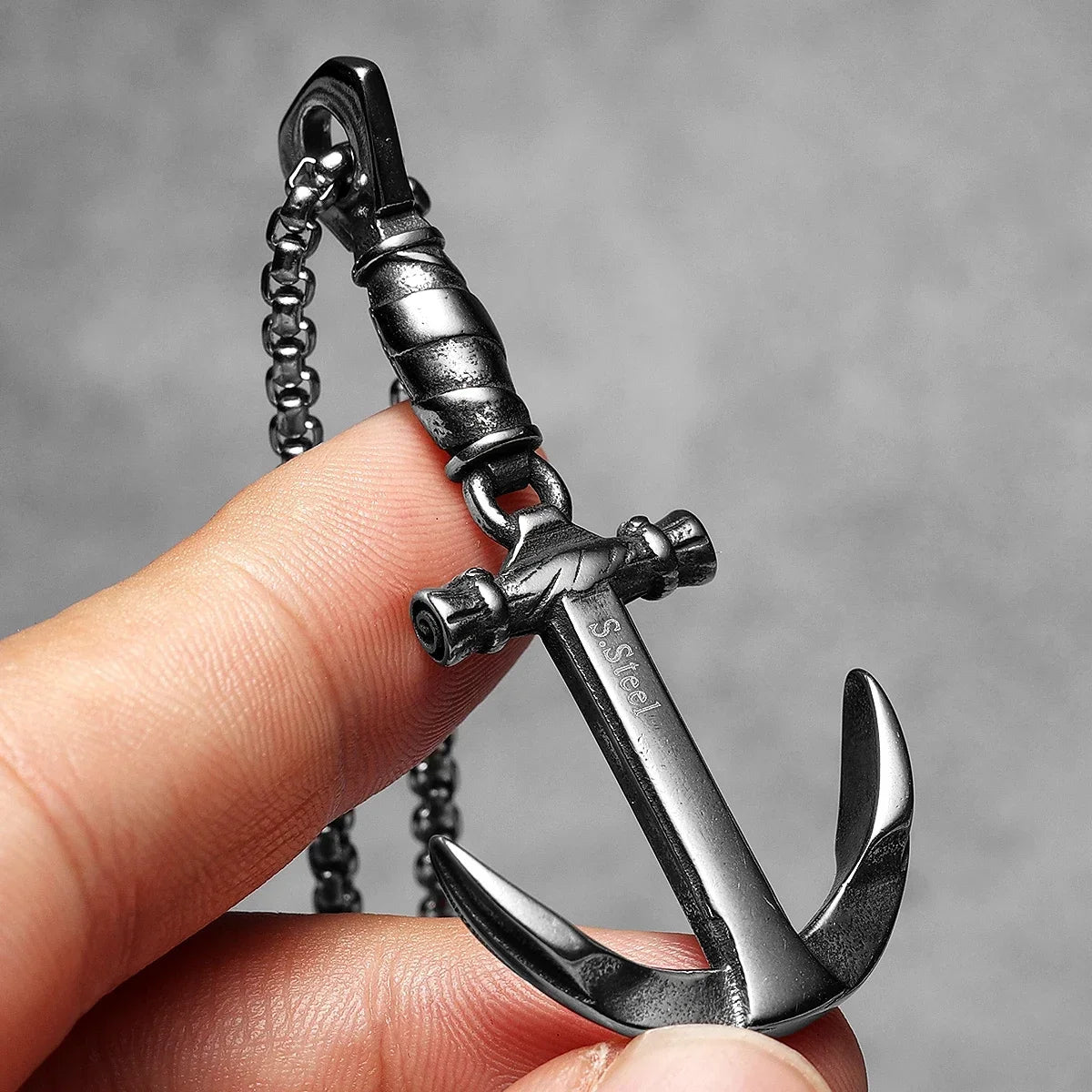 PENDRA Anchor Steel Necklace