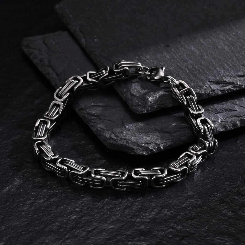 PENDRA Byzantine Chunky Bracelet