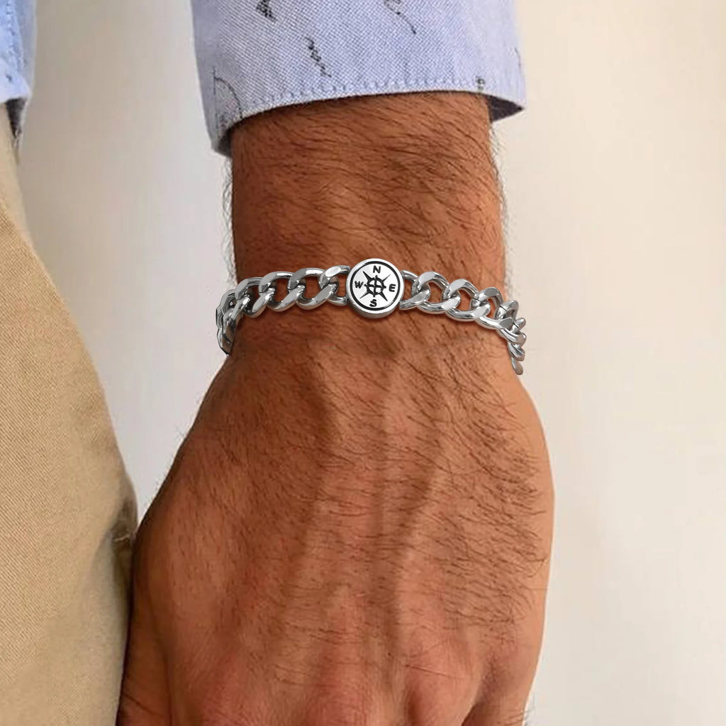 PENDRA Compass Circle Bracelet