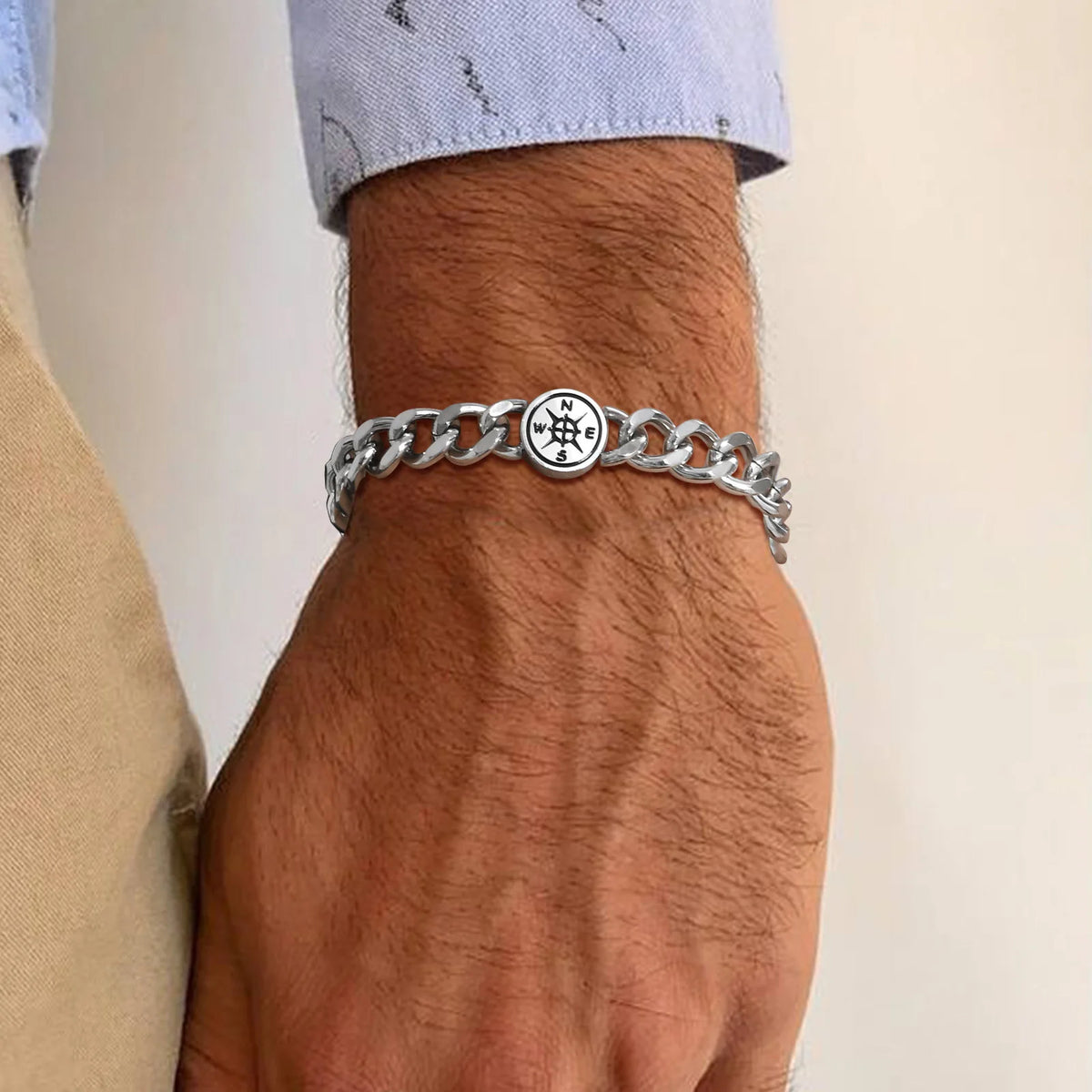 PENDRA Compass Circle Bracelet