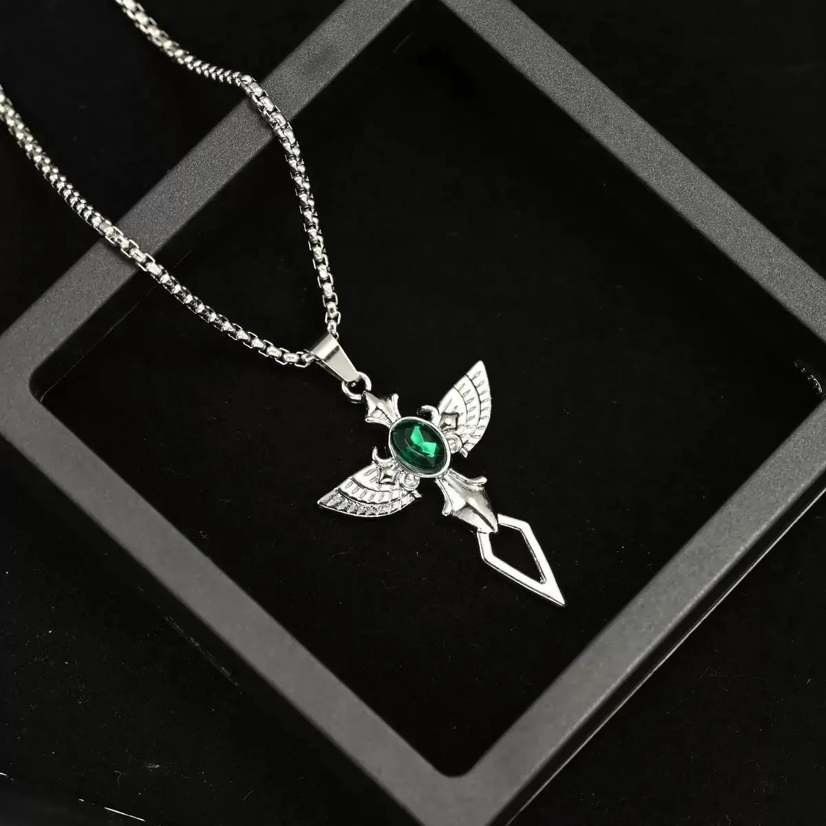PENDRA Crosschoker Vintage Zinc Alloy Cross Choker Necklace