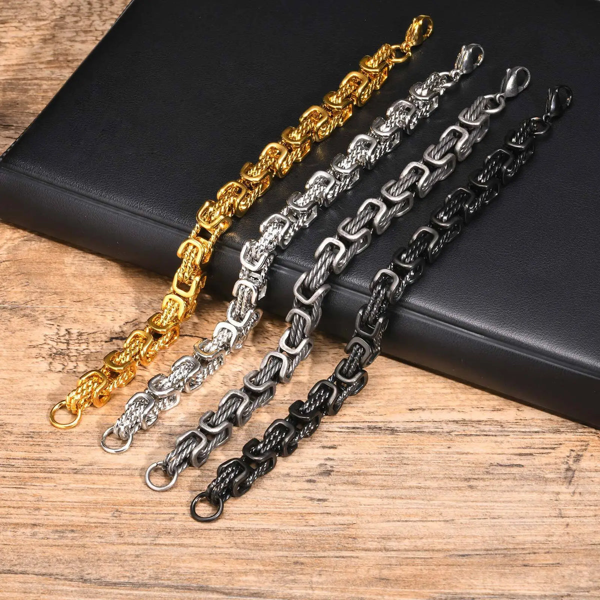 PENDRA Byzantine Braided Link Bracelet