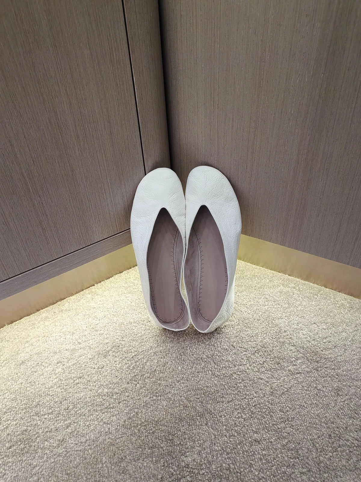 PENDRA Flat Spot Sheepskin Shoes