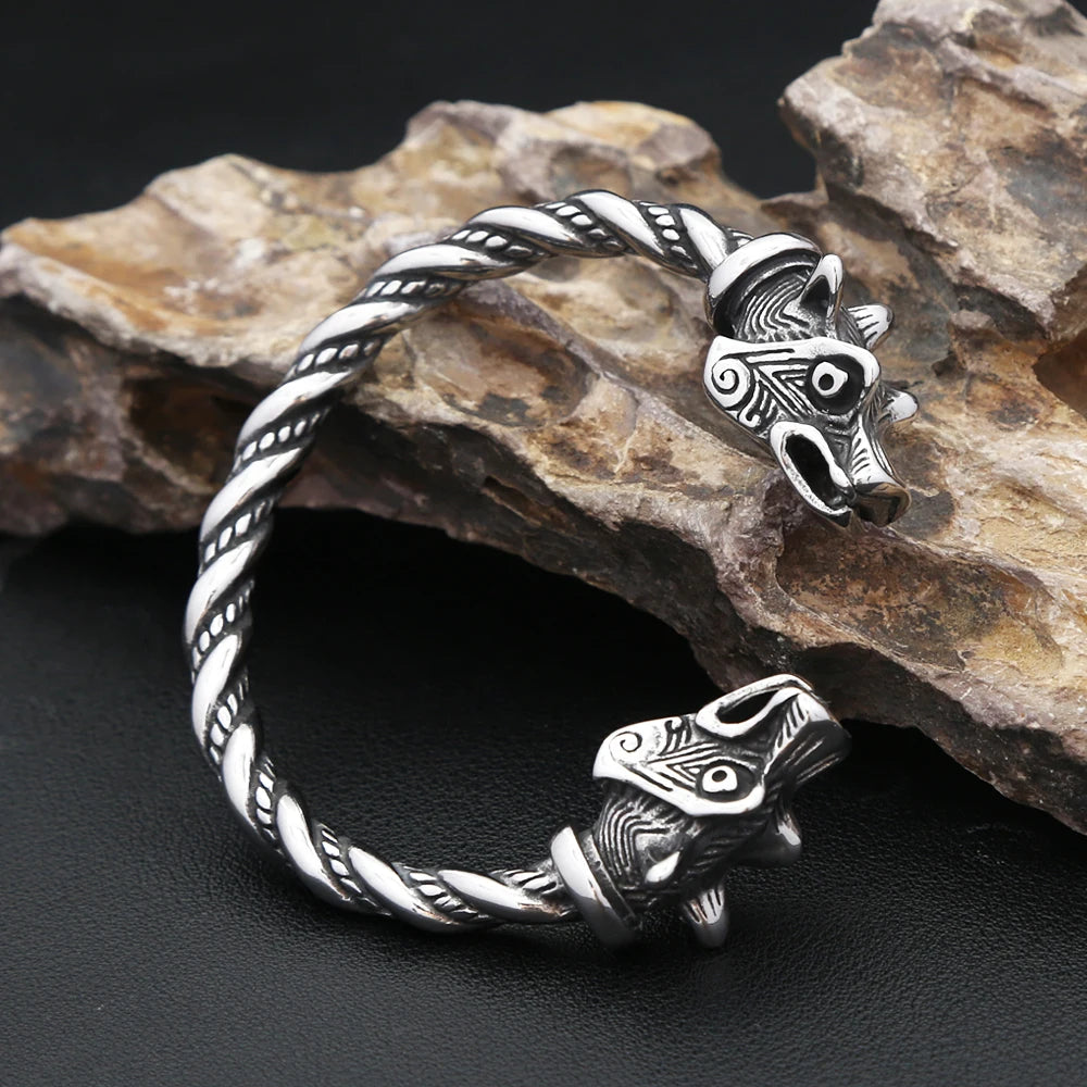 PENDRA Wolfduo Nordic Viking Double Wolf Bracelet