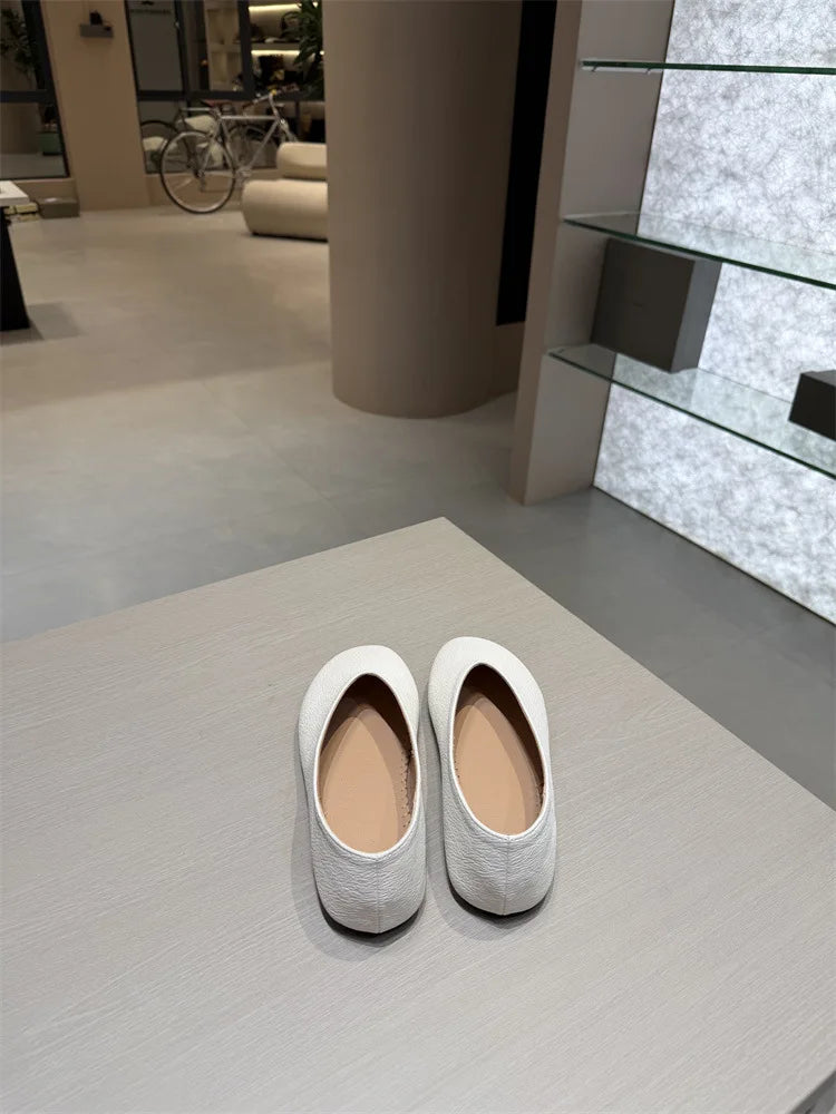 PENDRA Flat Spot Sheepskin Shoes
