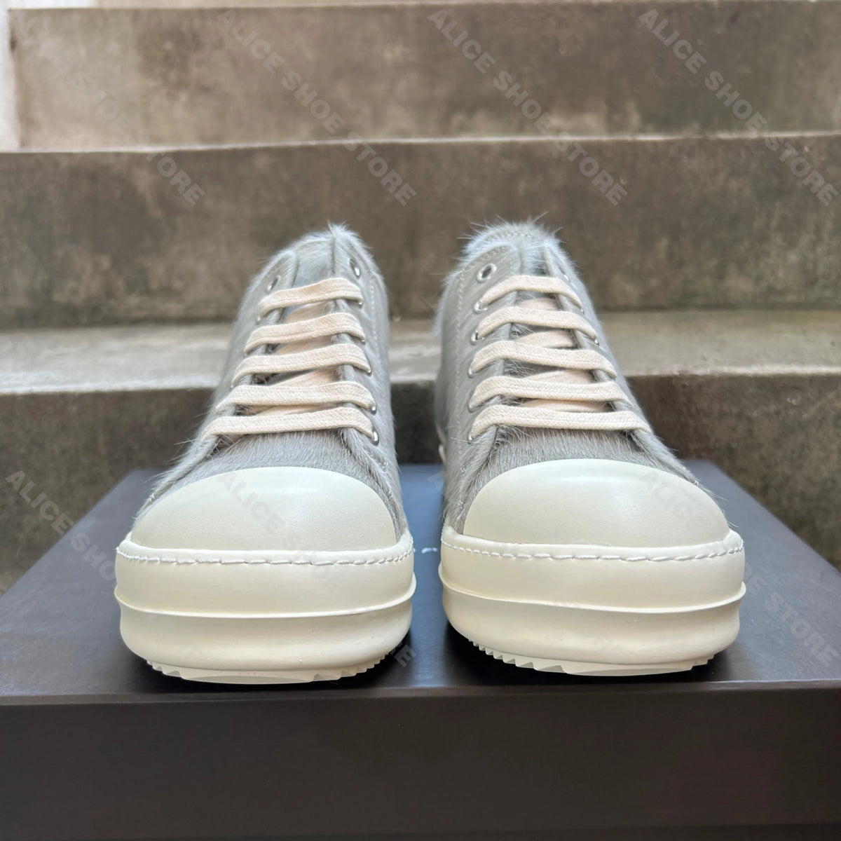 PENDRA Grey Horsehair Grey Leather Low-Top Lace-Up Thick-Sole Sneakers