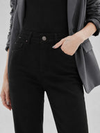 New Women's High-Quality Raw Edge Hem Slim Fit Straight Leg Jeans, Multi-Pocket, Button Design, Women's Jeans & Apparel