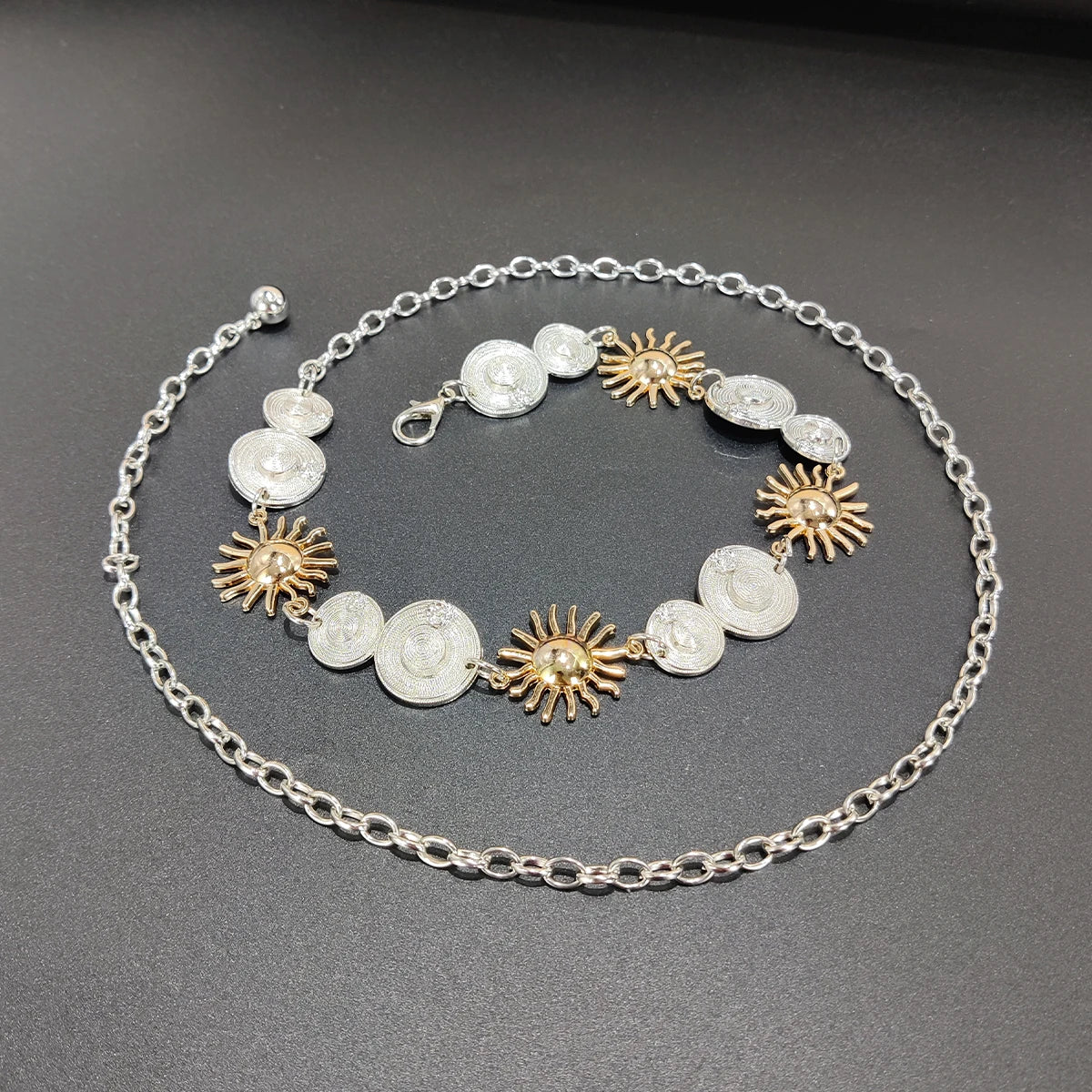 PENDRA Heraara Metal Silver Luxury Waist Chain Belt