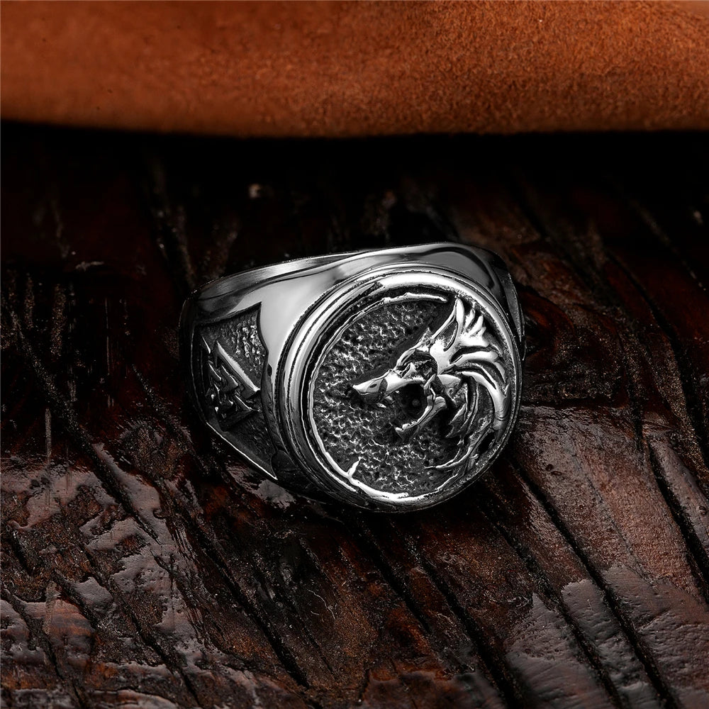 PENDRA Wolf Rune Ring