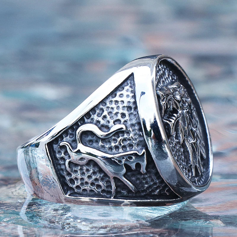 PENDRA Wolfrune Retro Viking Wolf Ring