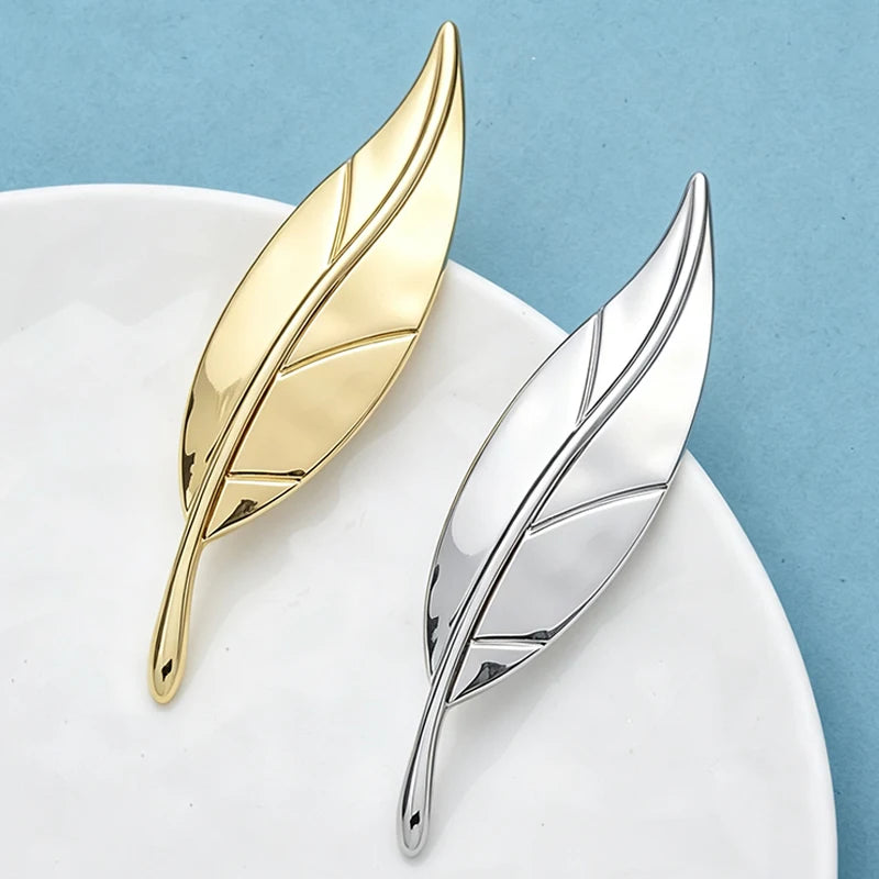 PENDRA Folia Alloy Leaf Brooch