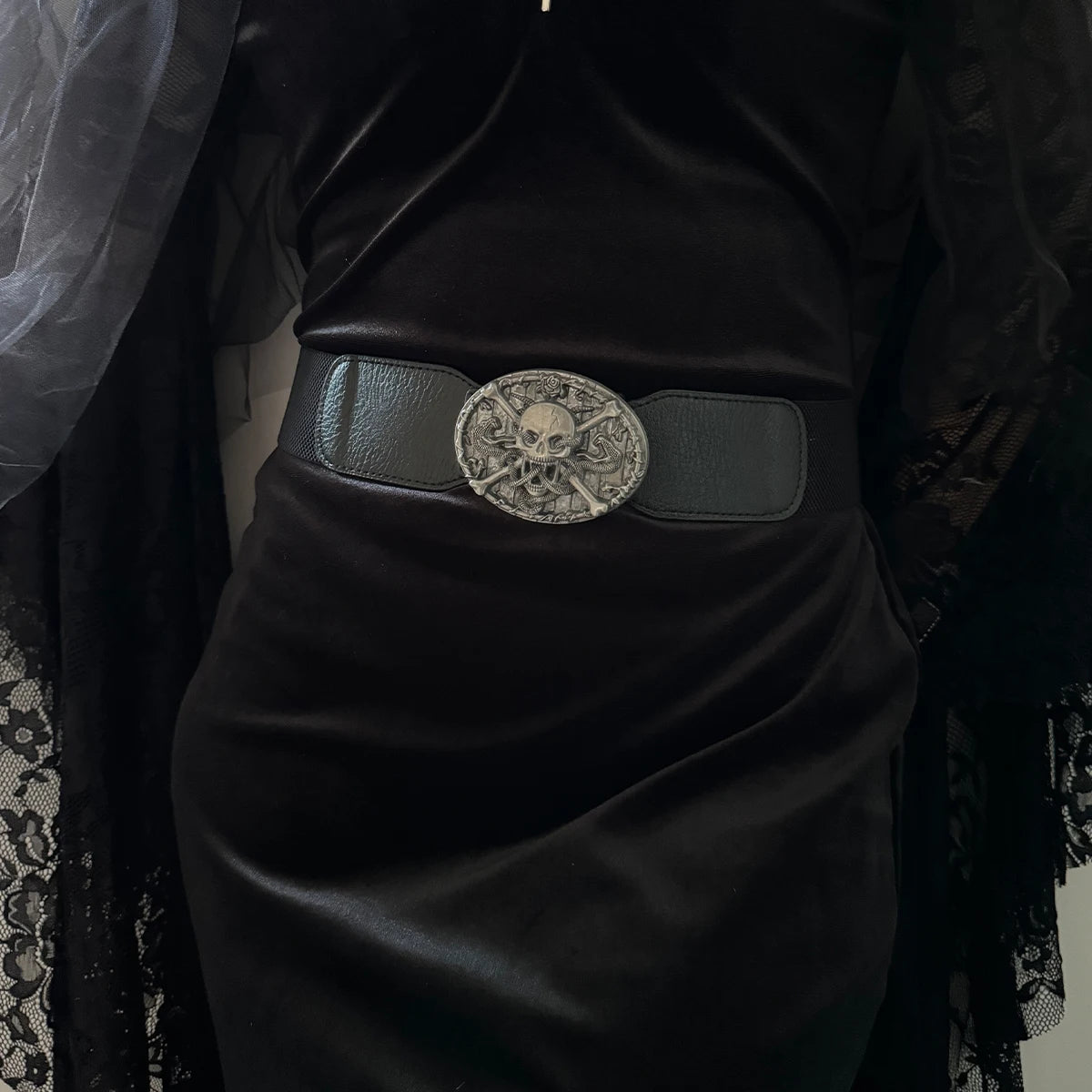 Gothic Skull Metal Buckle Elastic Corset Belt for Women Wide Waistband for Dress and Coats Punk Accessories Black Girdles Winter