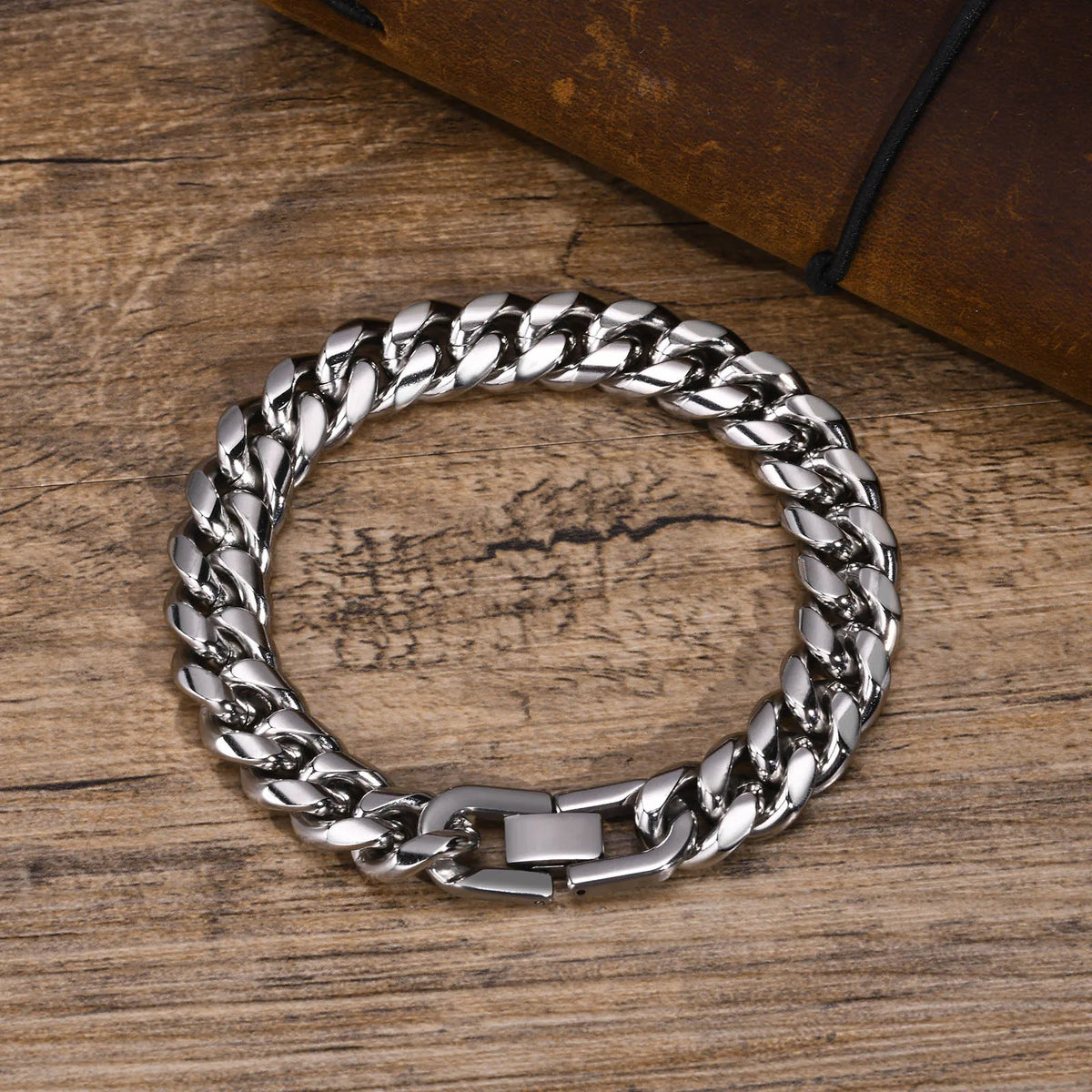 PENDRA Cuban Curb Bracelet